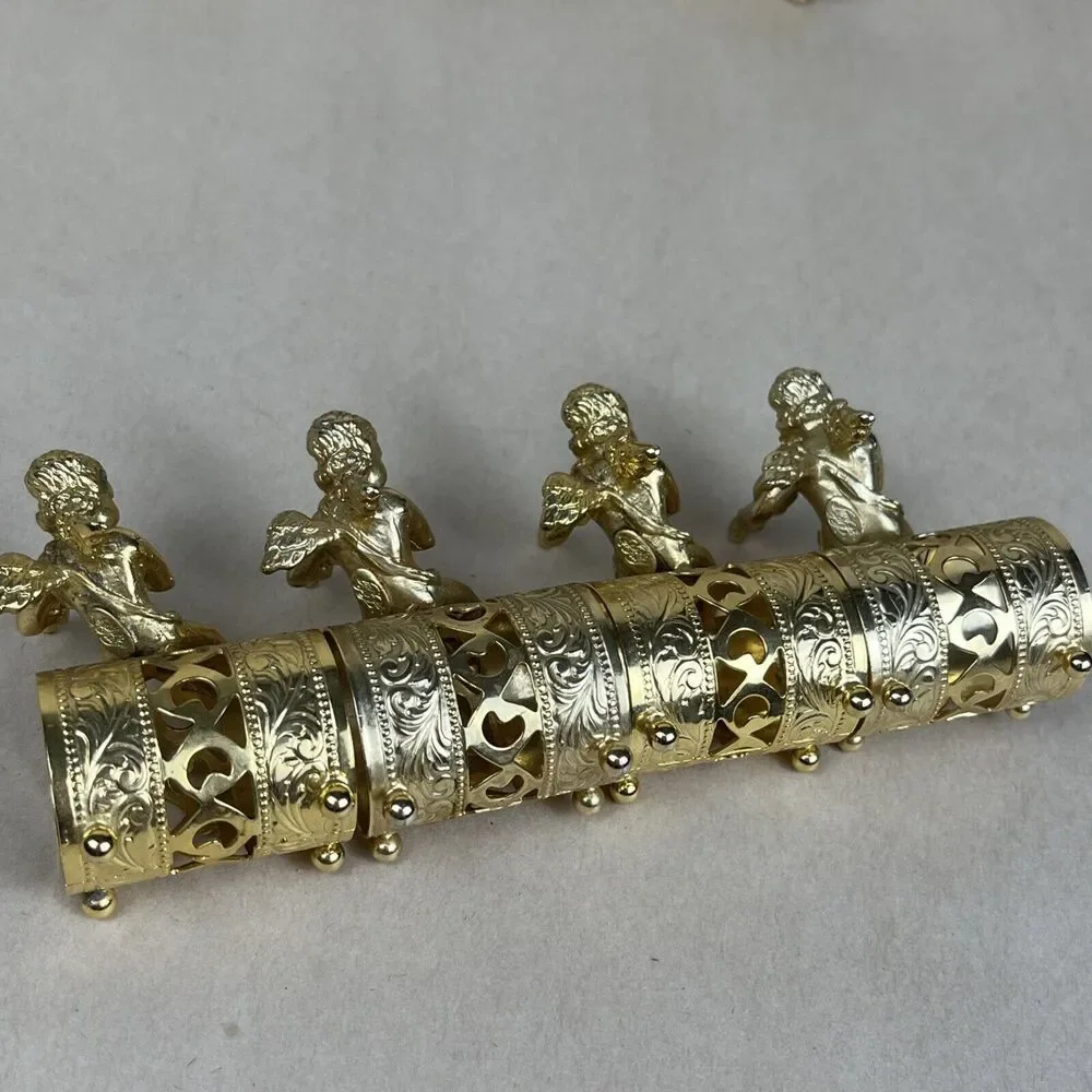 VTG 8pc Gold Tone Metal Angel Playing Violin Filigree Napkin‎ Ring Holder Signed